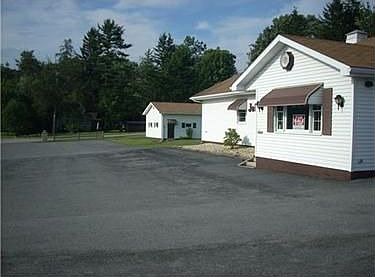 3rd image of 1420 N Center Ave