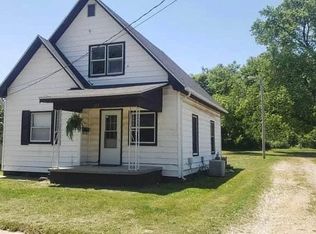 122 Cook St, Westville, IL 61883