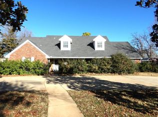 3505 Twelve Oaks Rd, Oklahoma City, OK 73120