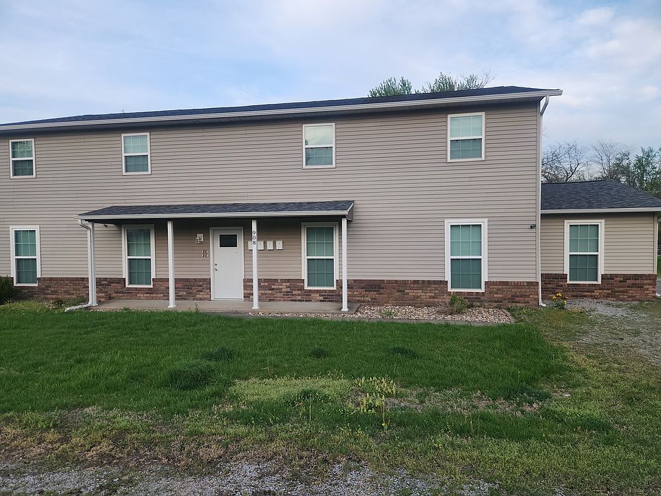 1st image of 908 S 10th St