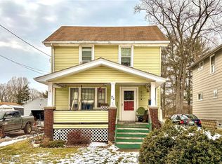 26 S Carnegie Ave, Niles, OH 44446