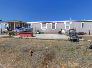 12766 E Oak Hills Trl, Mayer, AZ 86333