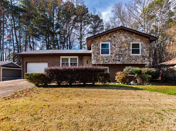 2608 Adcox Pl, Raleigh, NC 27610