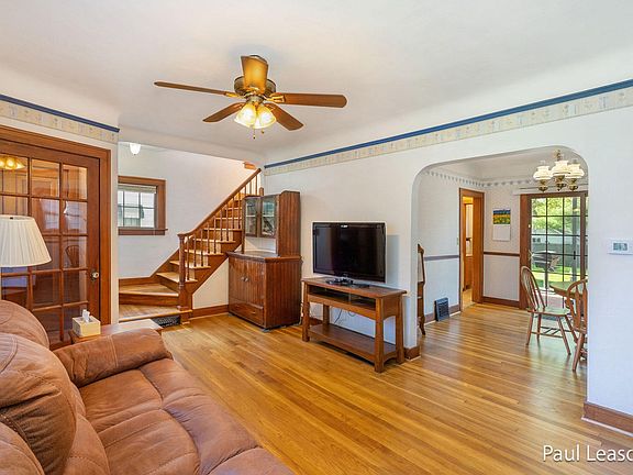 Entrance to Living Room