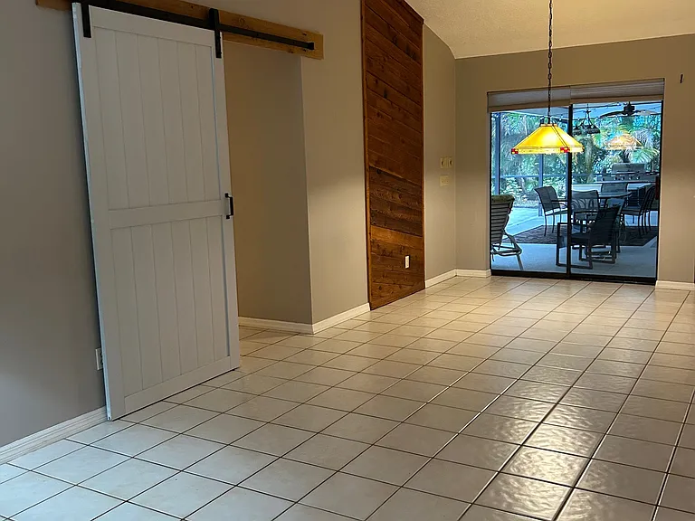 SW Saint Andrews Dr — Photo 24