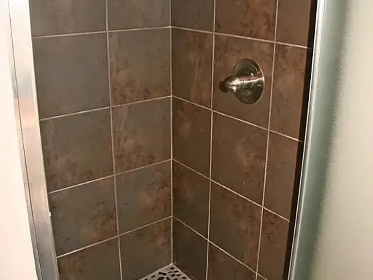 114 N Eucalyptus Ave #5 — Photo 11