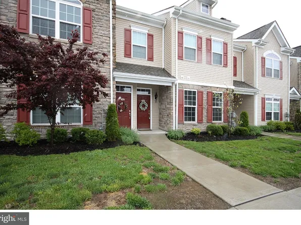 605 Van Gogh Ct #605, Williamstown, NJ 08094