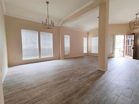 5th image of 7127 Bristol Ridge Dr