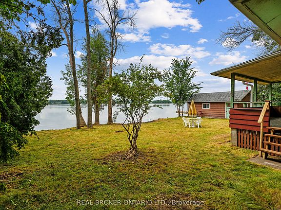 5th image of 1839 Youngs Point Rd