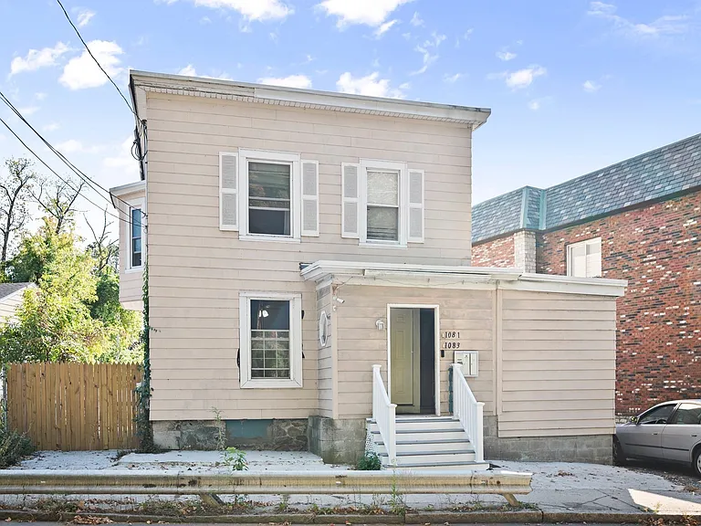 1081-83 Lawrence St #2 — Photo 11