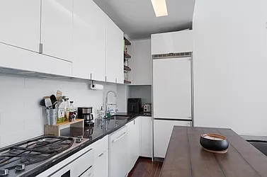 Rented by Nest Seekers International