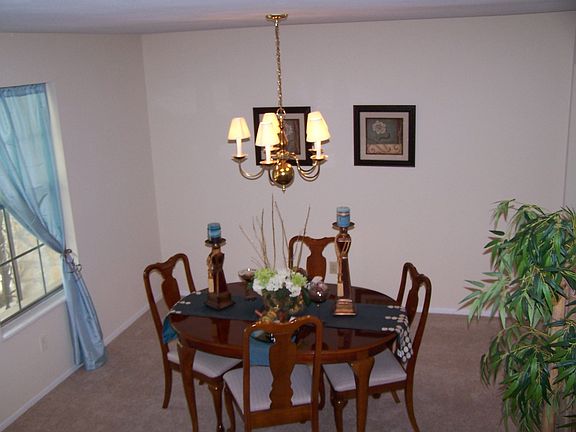 Formal dining room