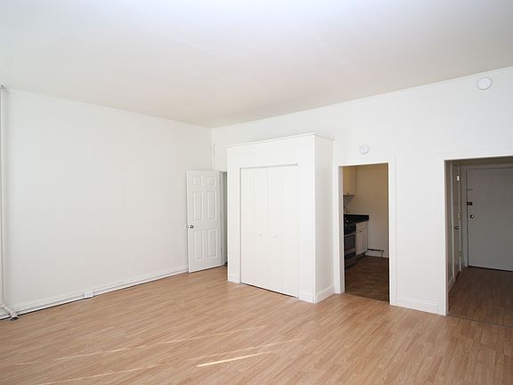 2nd image of 1015 Saint Paul St APT 3R