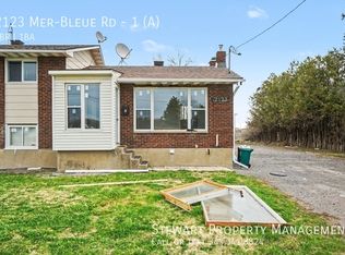 2123 Mer Bleue Rd #1-A, Ottawa, ON K4A3T9