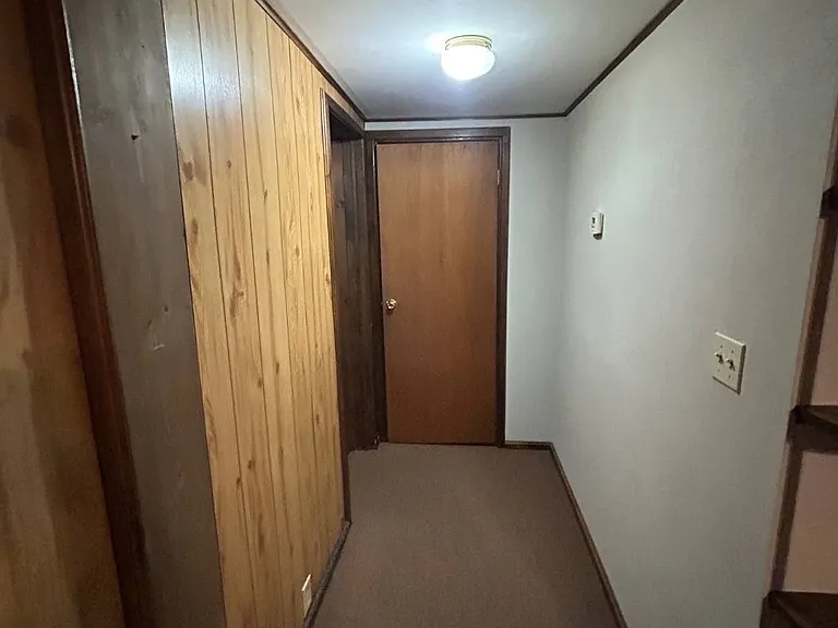 31 Erie St #1 — Photo 5