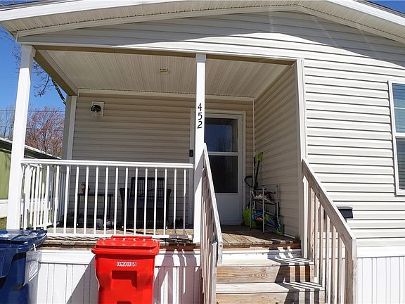 2nd image of 452 Westwoods