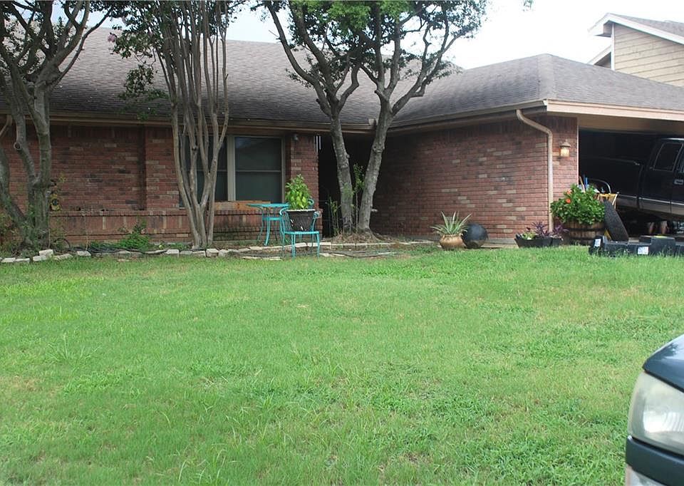 1st image of 2107 Churchill Downs Dr