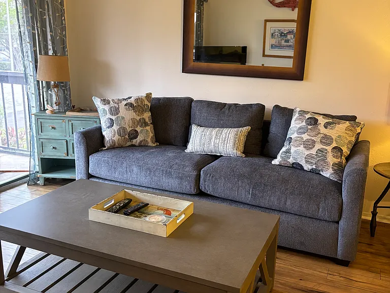 20 Greenbrier St #208 — Photo 7