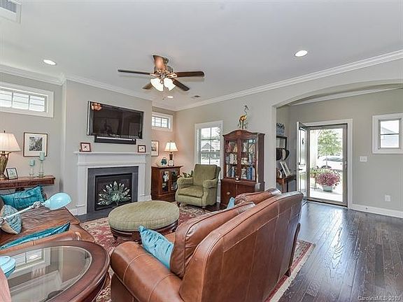 5th image of 1152 Avalon Pl