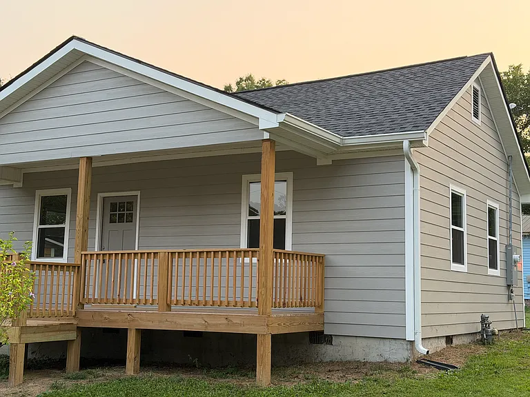 312 Cedar St — Photo 1