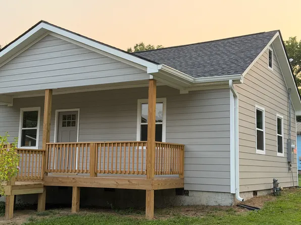 312 Cedar St, La Fayette, GA 30728