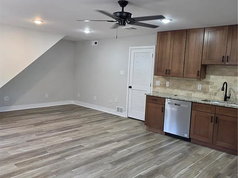 2268 Easton Rd — Photo 4