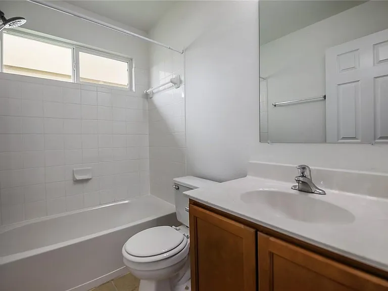 137 Langtry Ln — Photo 26