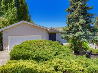 94 Club Dr, San Carlos, CA 94070