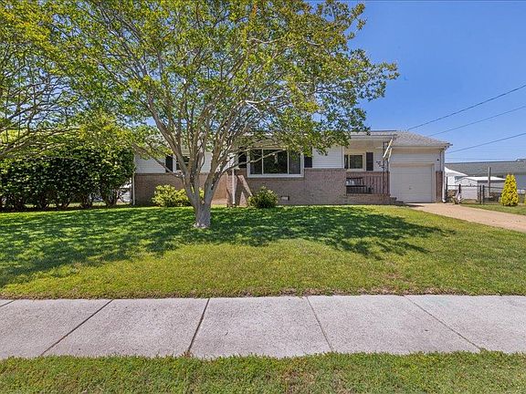 3rd image of 2478 Stribling Ln