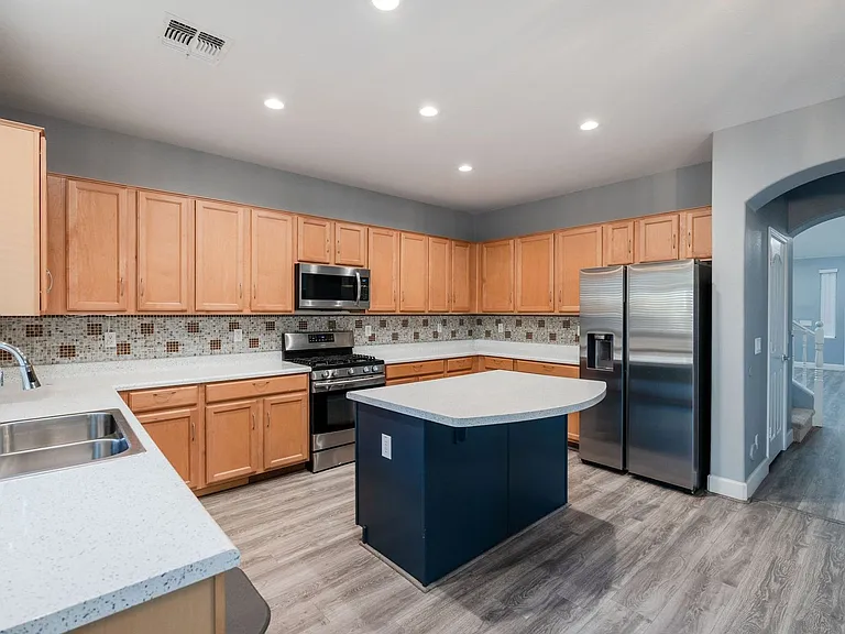 1546 E Nightingale Ln — Photo 19
