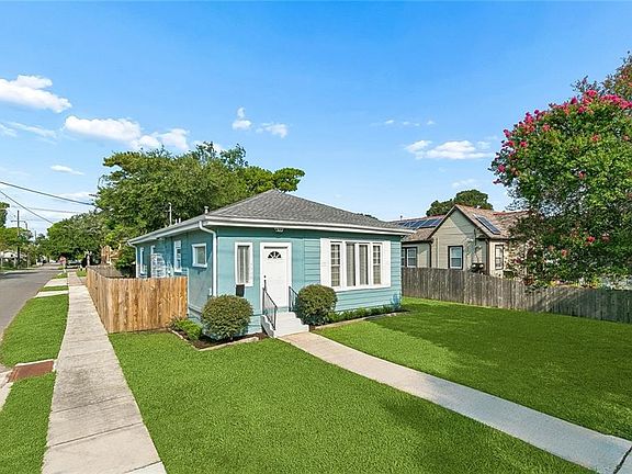 3rd image of 5100 Demontluzin St