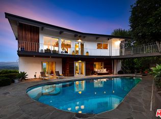3601 Berry Dr, Studio City, CA 91604