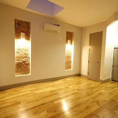 Rented by Nooklyn NYC LLC | media 45