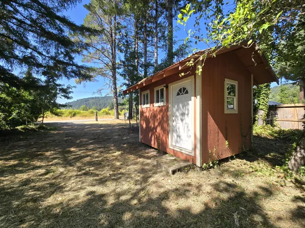 665 Boy Scout Camp Rd, Myers Flat, CA 95554