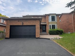 74 Attridge Dr, Aurora, ON L4G6J4