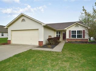 476 Youngs Creek Ct, Franklin, IN 46131