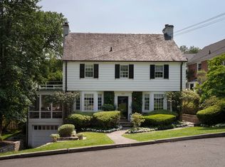 5310 Carvel Rd, Bethesda, MD 20816