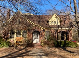 207 Oak St, New Albany, MS 38652