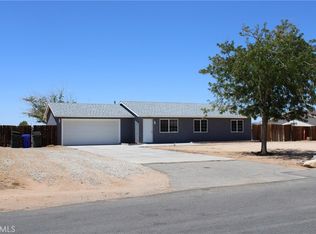 15124 Quinnault Rd, Apple Valley, CA 92307