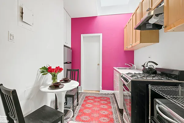 Rented by Brown Harris Stevens | media 7