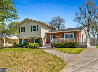 6426 Meriwether Ln, Springfield, VA 22150