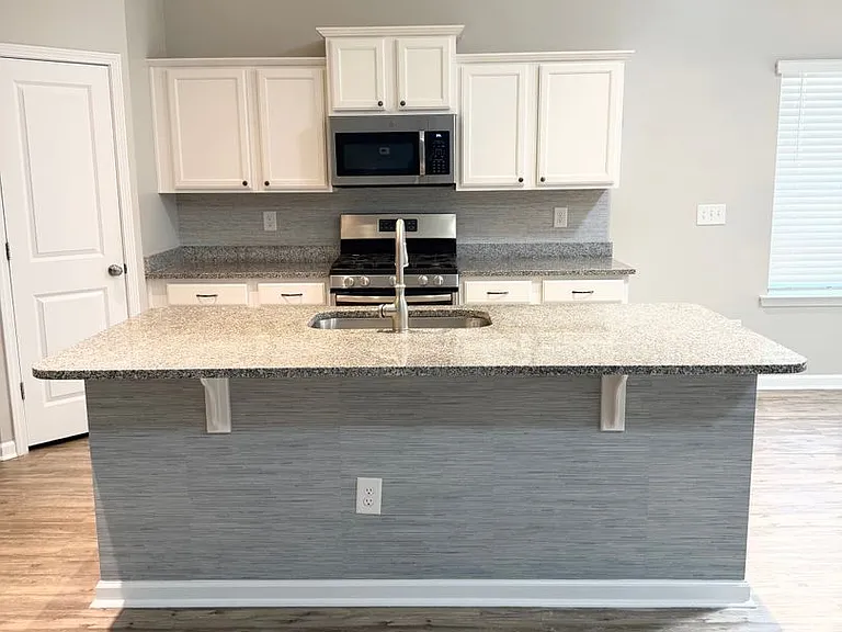 3713 Park Pointe Ave — Photo 23