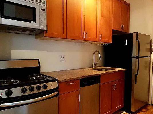 Rented by Keller Williams NYC | media 32