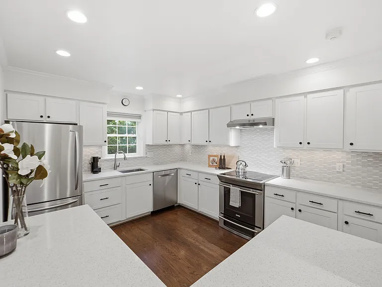 6740 Towne Lane Rd — Photo 8