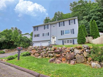 137 High Ridge Rd, Naugatuck, CT, 06770