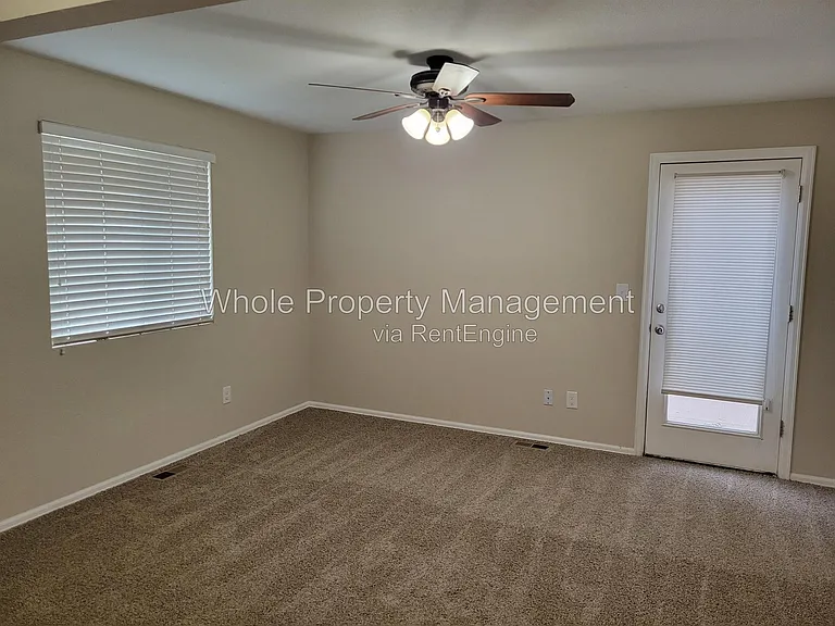 17685 E Temple Dr — Photo 8