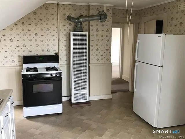 263 Roselle St #3 — Photo 7