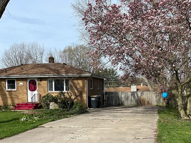 3382 Locust Ln — Photo 8