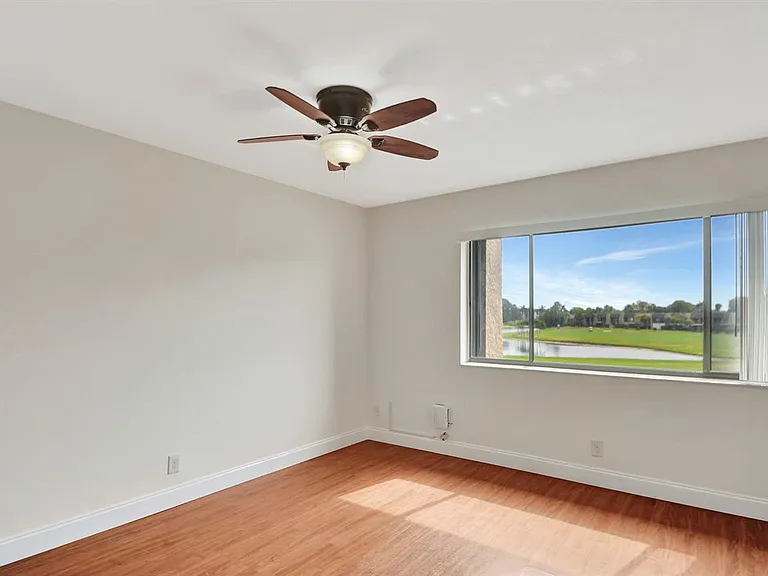 4539 Luxemburg Ct #304 — Photo 11