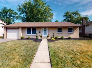 804 W Brittany Dr, Arlington Heights, IL 60004